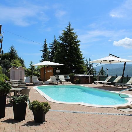 Albergo Ristorante Miramonti Toano Eksteriør billede