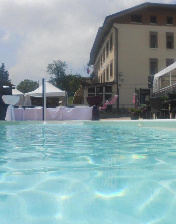 Albergo Ristorante Miramonti Toano Eksteriør billede